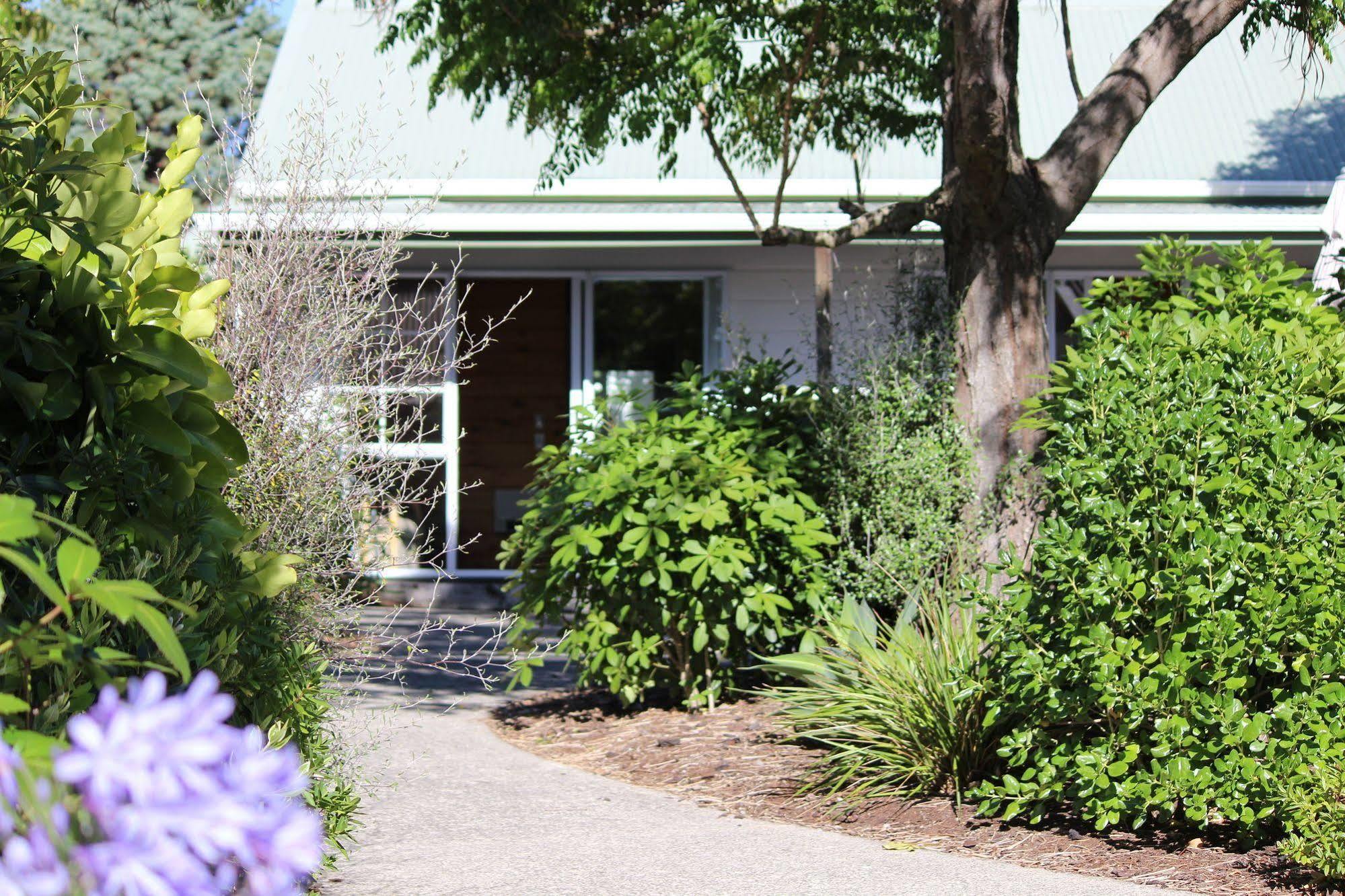 Pauanui Pines Motor Lodge Eksteriør bilde