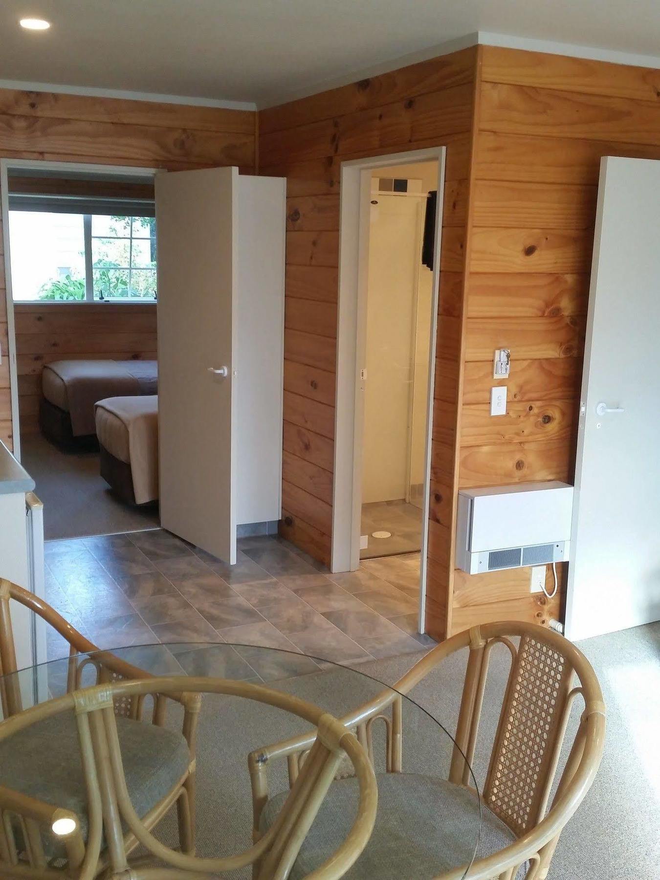 Pauanui Pines Motor Lodge Eksteriør bilde
