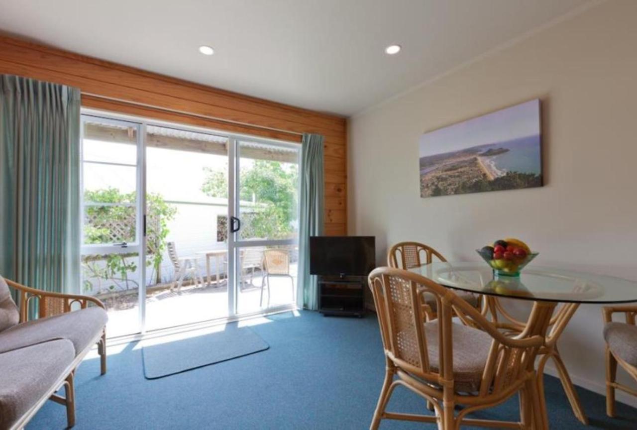 Pauanui Pines Motor Lodge Eksteriør bilde